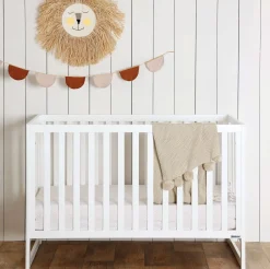 Austin 3-In-1 Convertible Crib - White