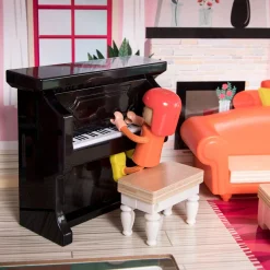 Bella's Dream Doll House