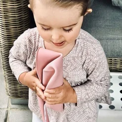 Bucket and Spade - Rust