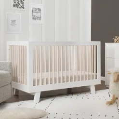 Hudson 3-in-1 Convertible Crib - White / Washed Natural
