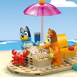 LEGO® Bluey: Bluey’s Beach & Family Car Trip