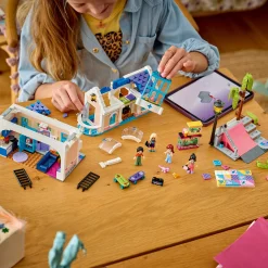 LEGO® Friends Liann’s Family House