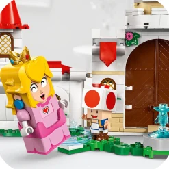 LEGO® Super Mario™ Battle with Roy at Peach’s Castle