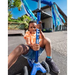 Maxi MICRO Deluxe LED Scooter - Blue