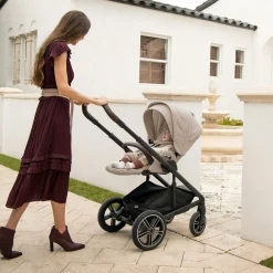 Mixx Next Stroller - Biscotti