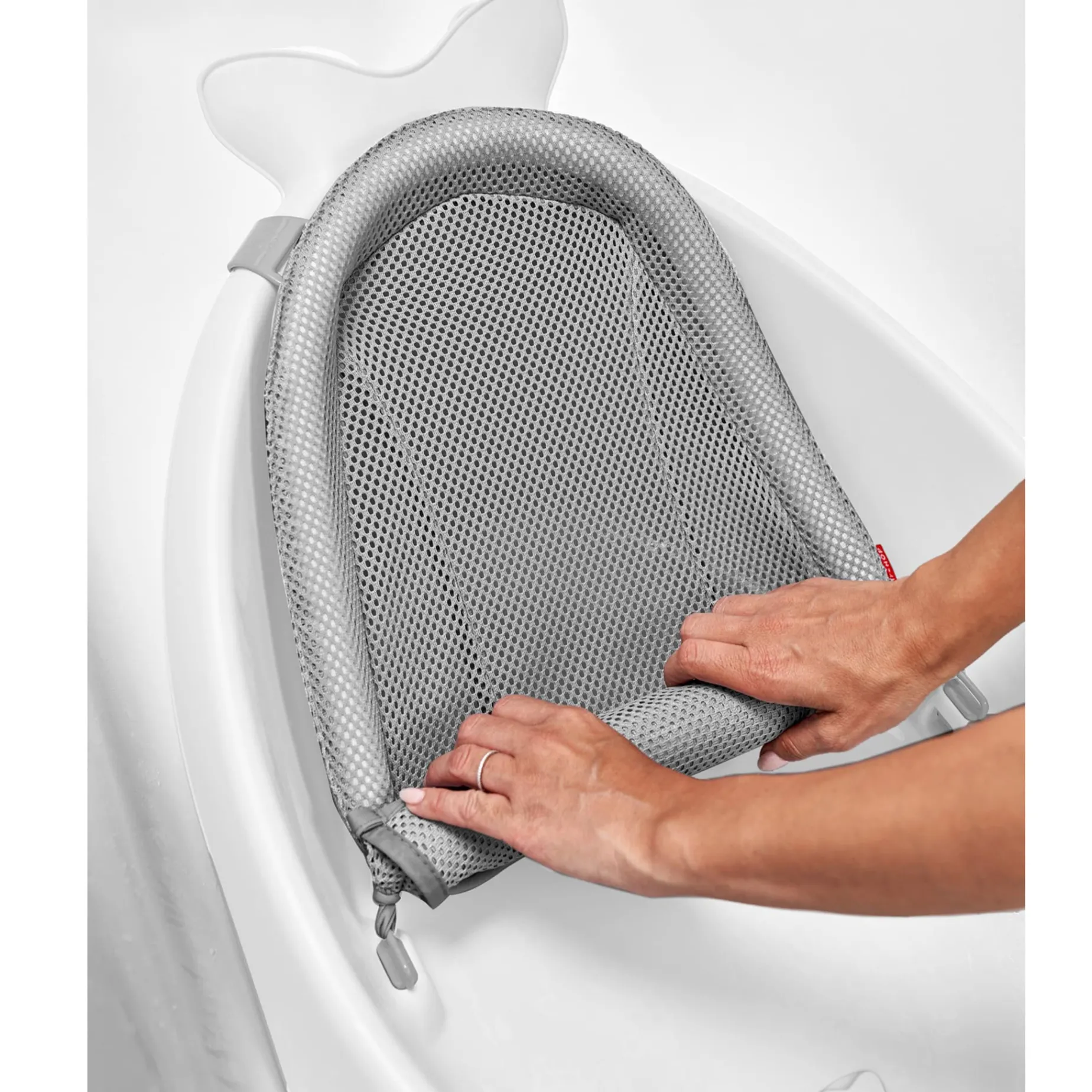 MOBY® Smart Sling™ 3-Stage Tub - White