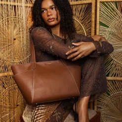 Opale-hazelnutg Tote Bag