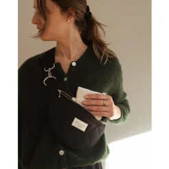 Quilted waist bag-Black/Black