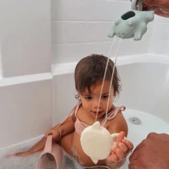 Scoop & Sprinkle Water Animals - By the Sea