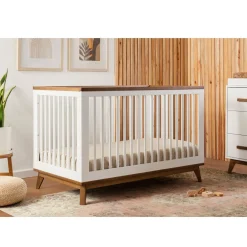 Scoot 3-in-1 Convertible Crib - White / Walnut