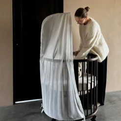 Stokke® Sleepi™ Mini​ Crib Bundle with Mattress​ V3 - Warm Brown