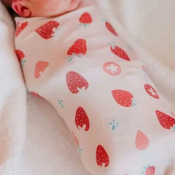 Swaddle Blanket - Strawberry