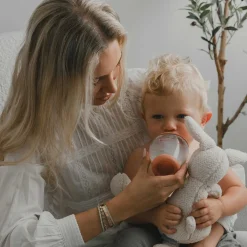 The Classic Bottle - Shape 4 / Color Deep