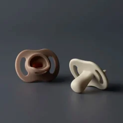 Ultra-Light Stayput Pacifier 6-18months